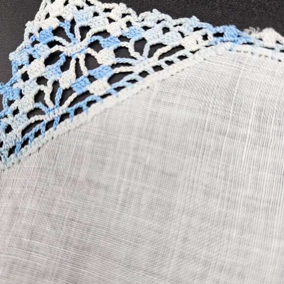 Lot of 10 VTG linen/cotton handkerchiefs assorted colors, patterns and sizes - Picture 7 of 15